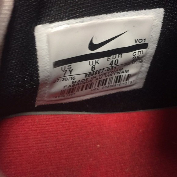 Kobe A.D. (GS) - Picture 4 of 4